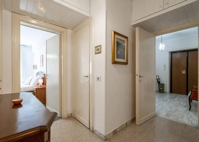 Vaticano-metro A Luminoso Quadrilocale Appartement Rome